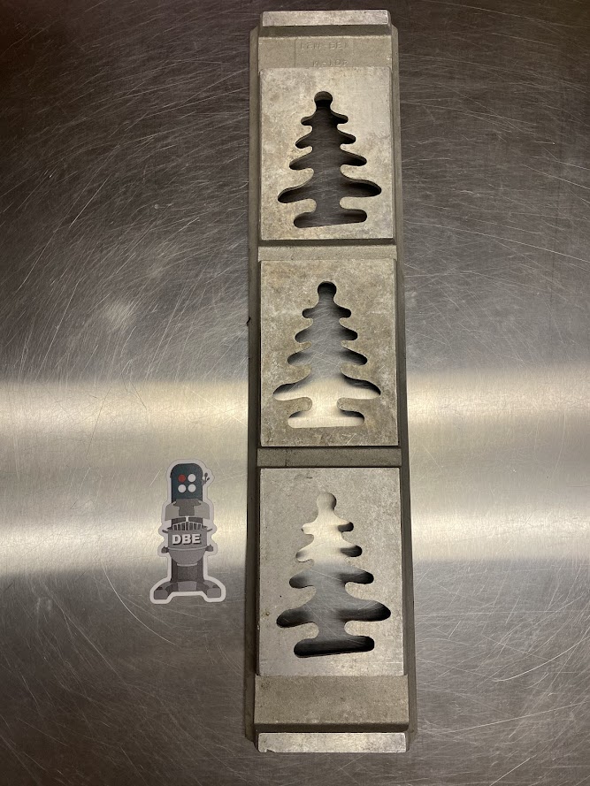 Kook-E-King Tree Die #401-M
